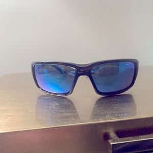 Costa Del Mar mens fantail sunglasses barely worn.